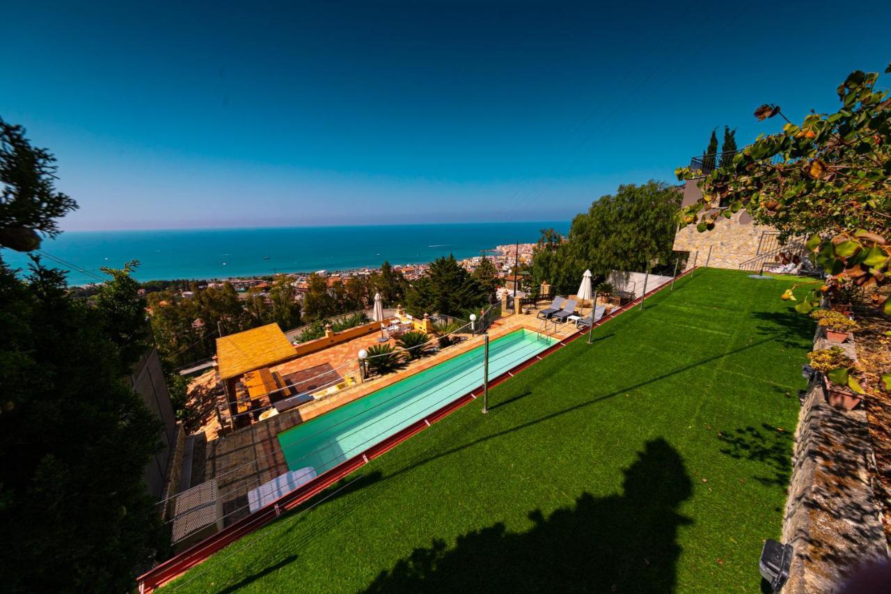 Residence Agape تْشيفالو المظهر الخارجي الصورة