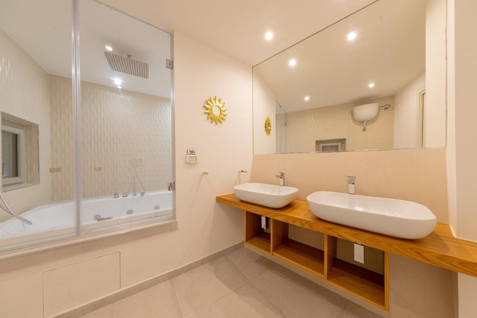 Residence Agape تْشيفالو المظهر الخارجي الصورة